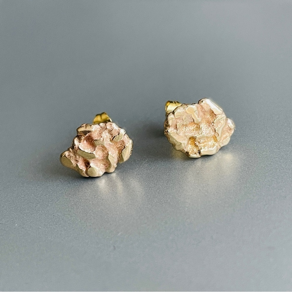 14K Solid Gold Nugget Textured Stud Earrings - Picture 5 of 11